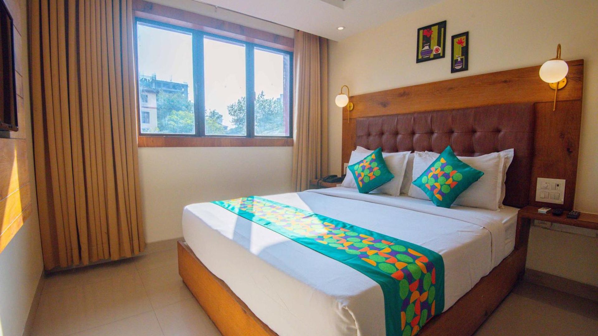 Treebo Anam International Hotel 3*