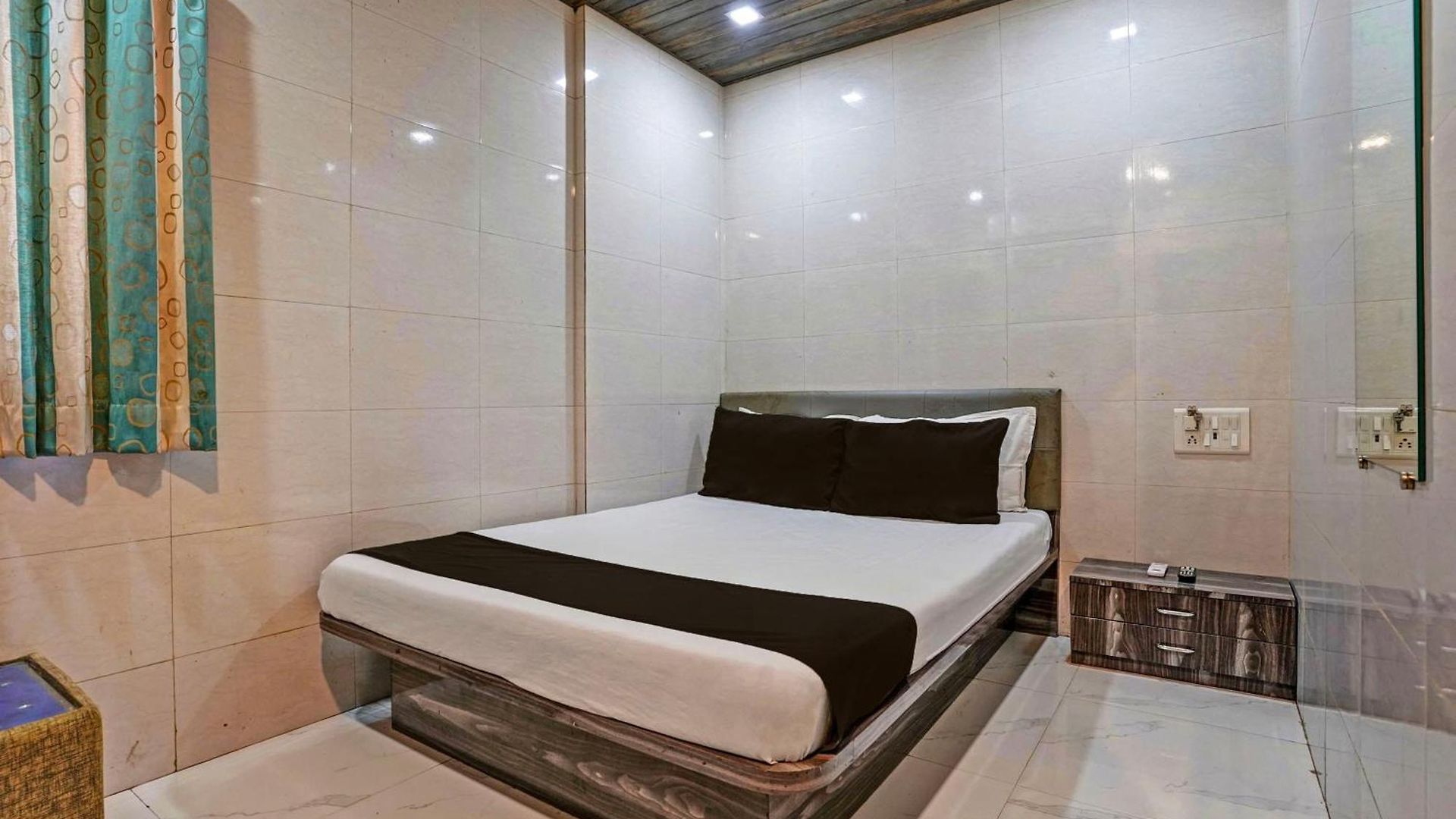 Hotel O Taj And Boarding 4*