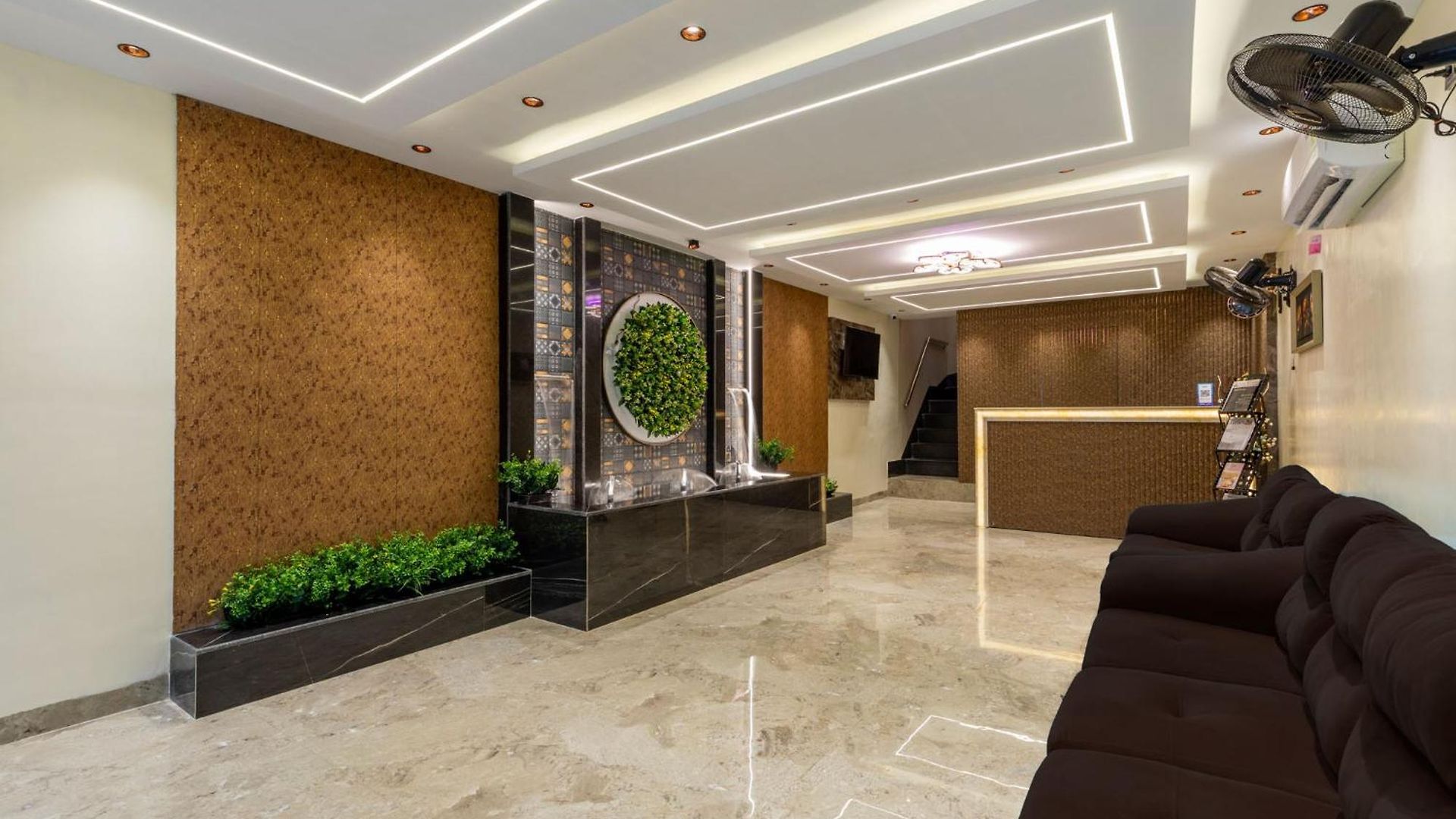 Hotel Zara International 3*