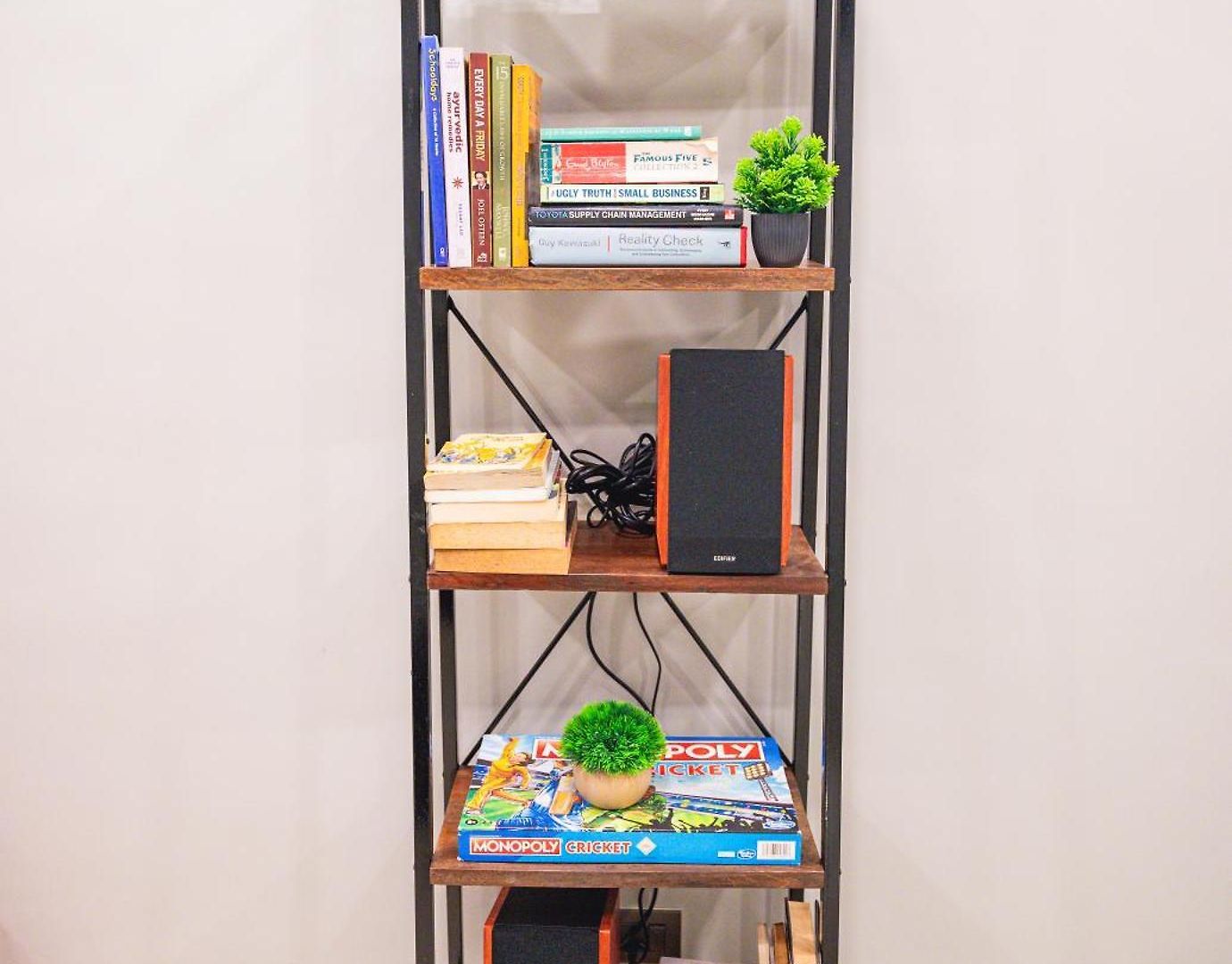 Indie Studios, Chembur 3*