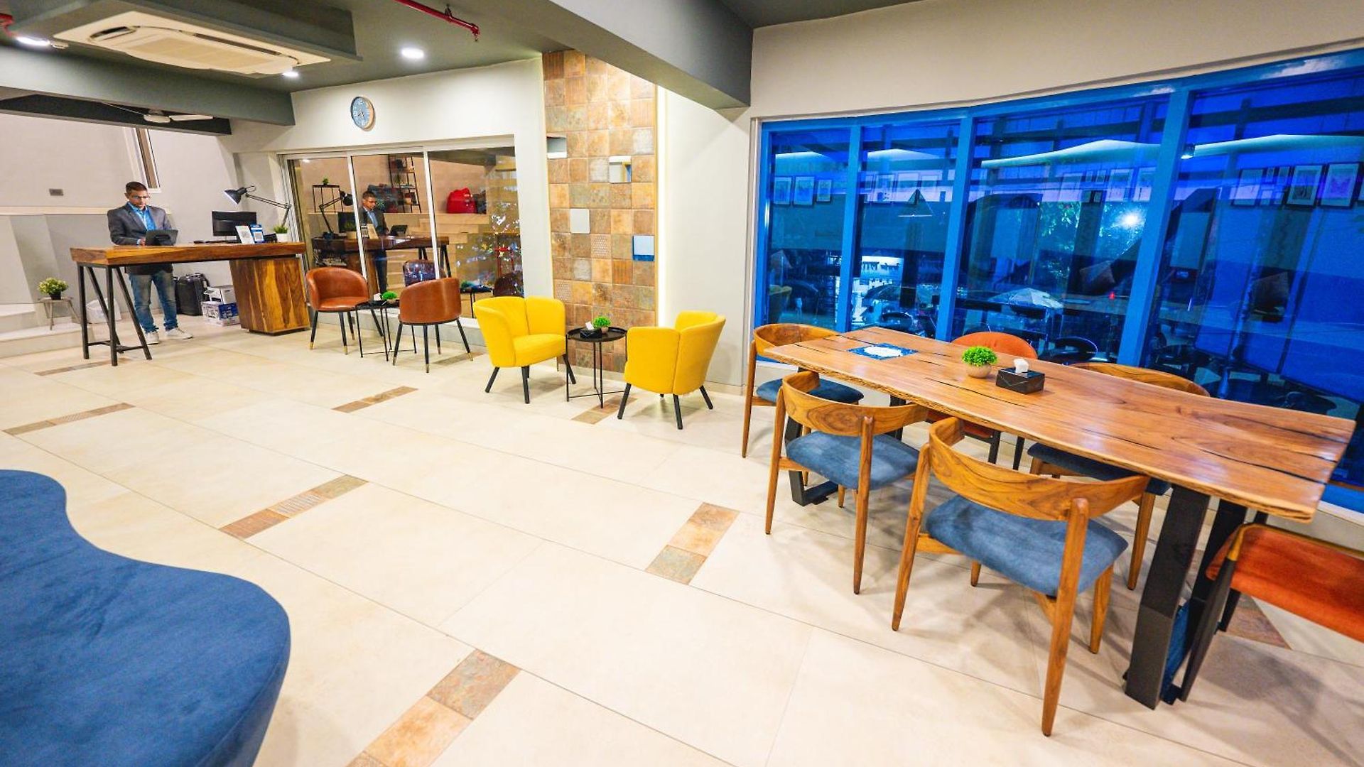 Indie Studios, Chembur 3*