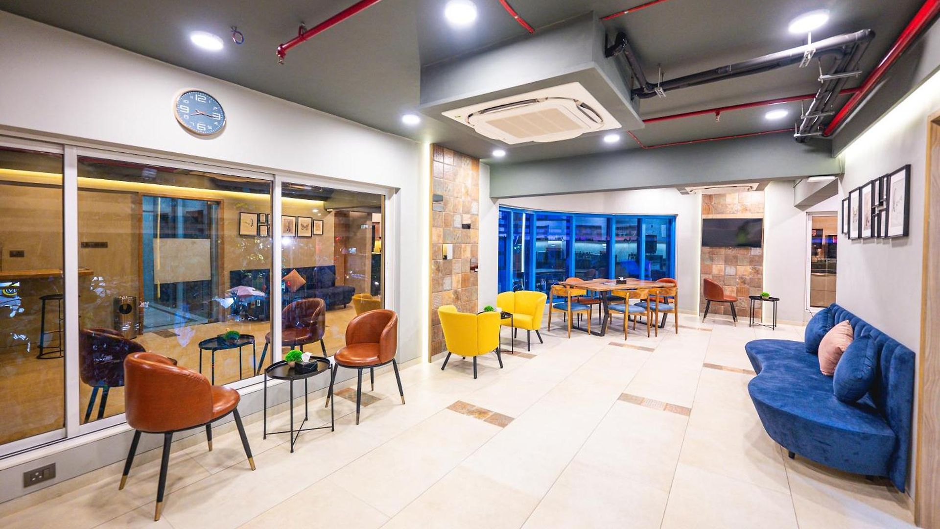 Indie Studios, Chembur 3*