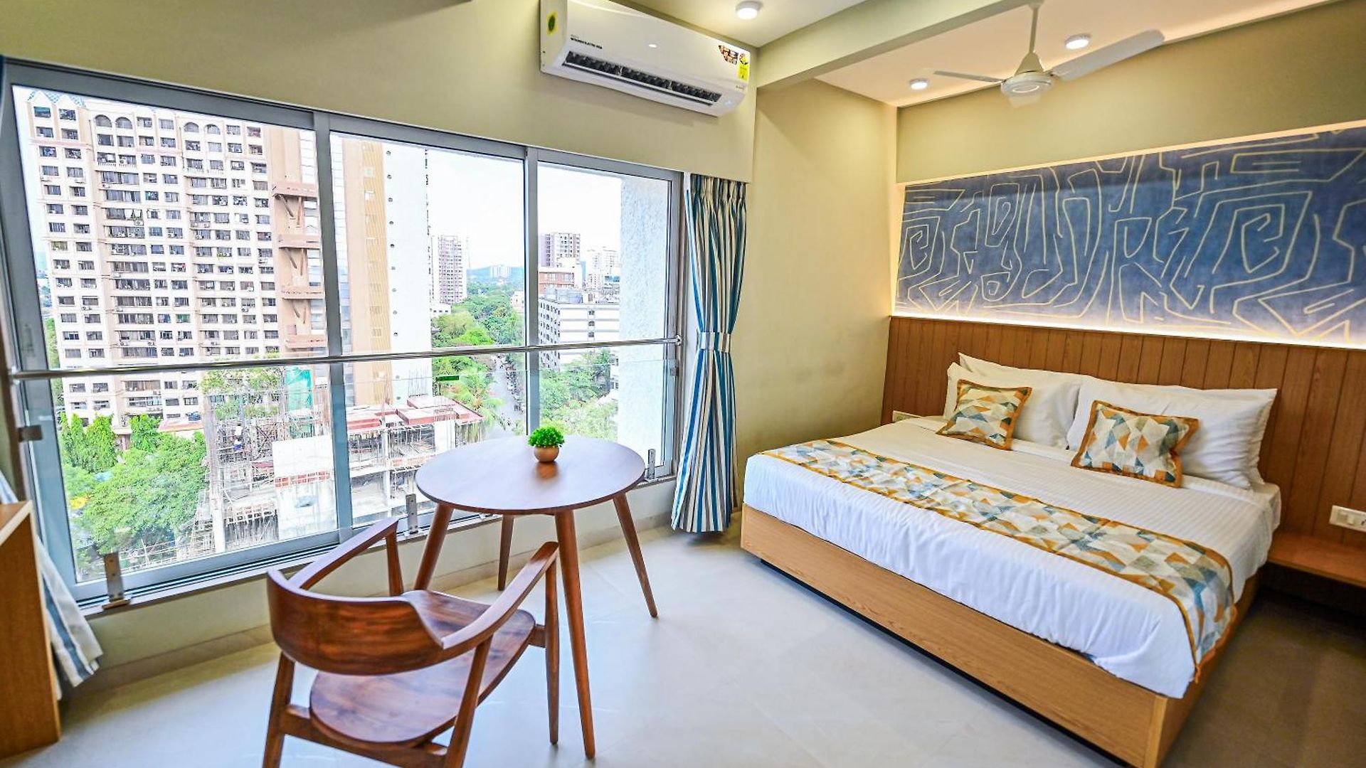 Indie Studios, Chembur 3* Mumbai