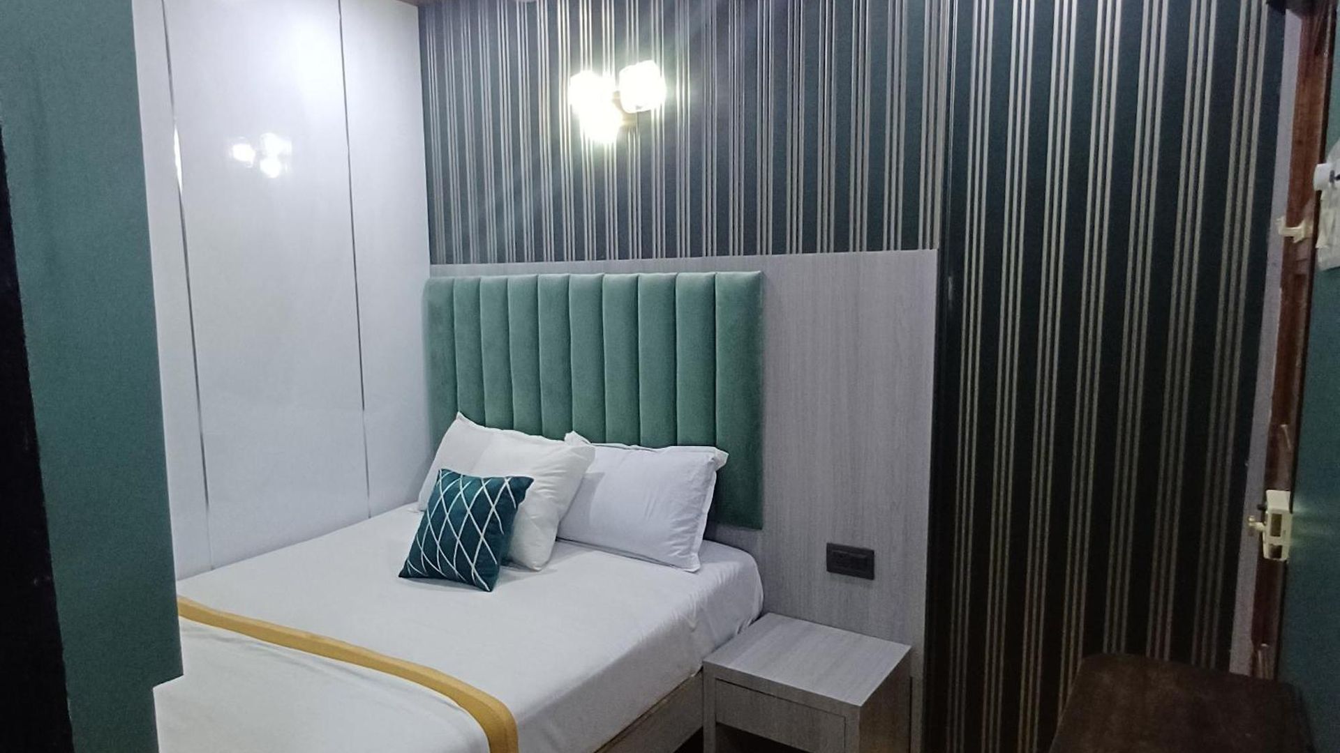 Regal Plaza Hotel Mumbai