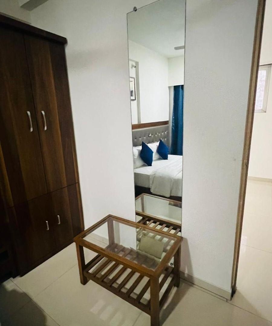 Luna Spaces- 3 Bedroom In Powai Apartment
