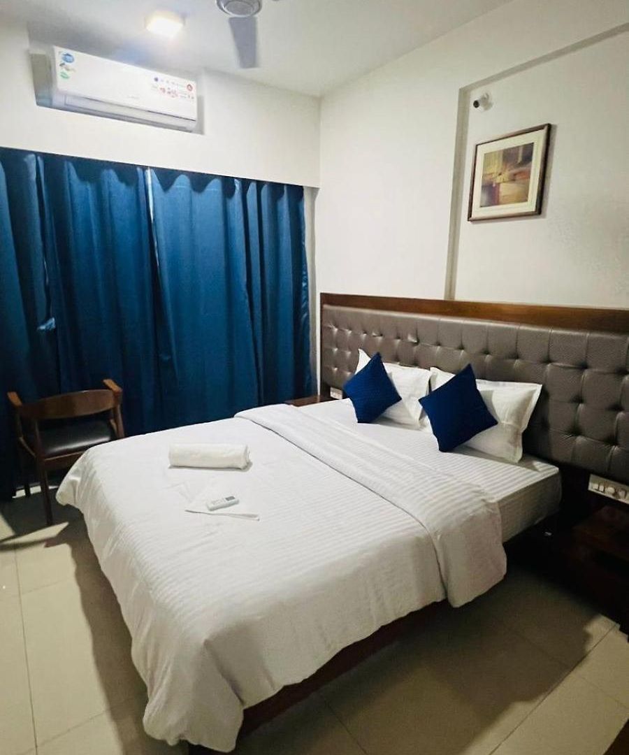 Apartment Luna Spaces- 3 Bedroom In Powai