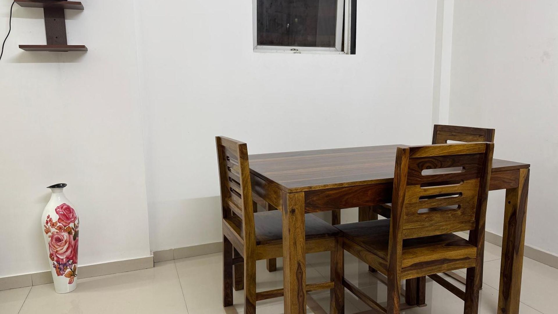 Luna Spaces- Blues Nr International Airport Guest house *