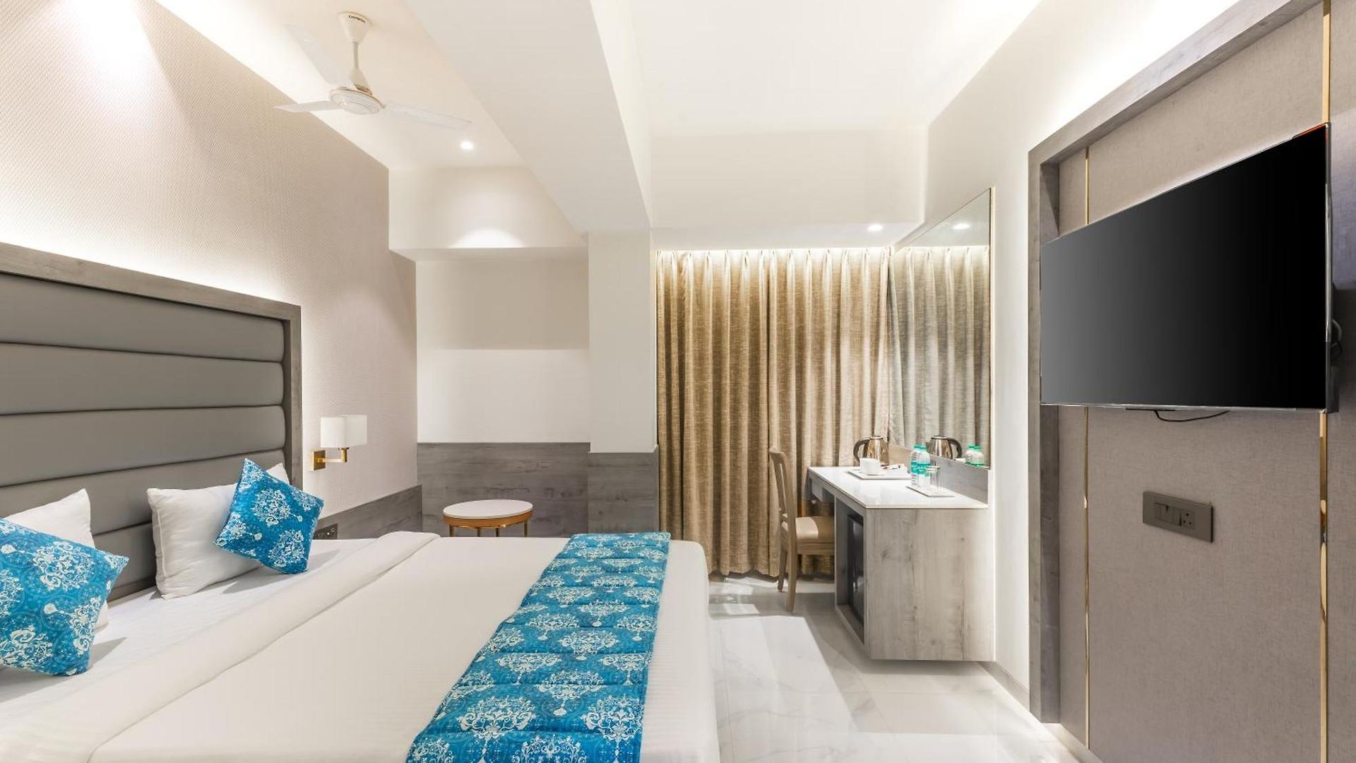Hotel Supreme Comforts- International Airport T2 Mumbai