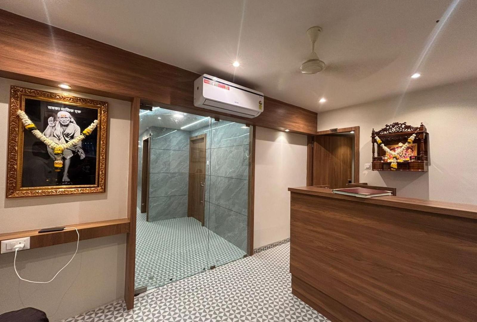 Sai Samrudhi Western Express Highway Hotel 2*