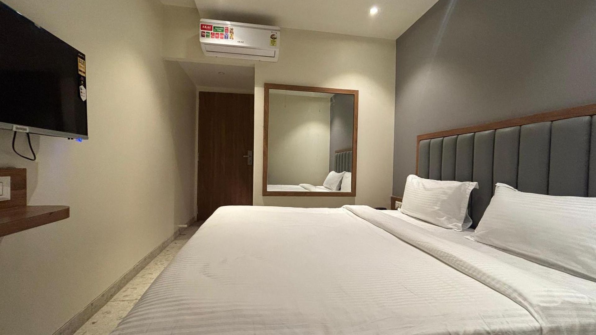 Sai Samrudhi Western Express Highway Hotel