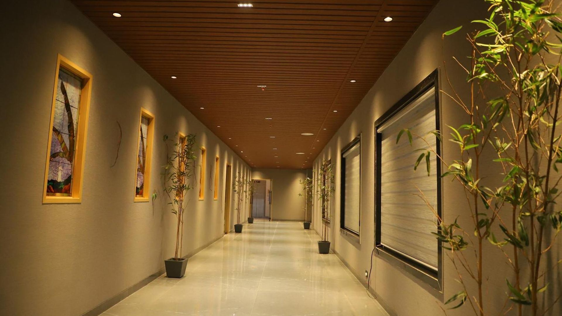 37th Crescent Navi