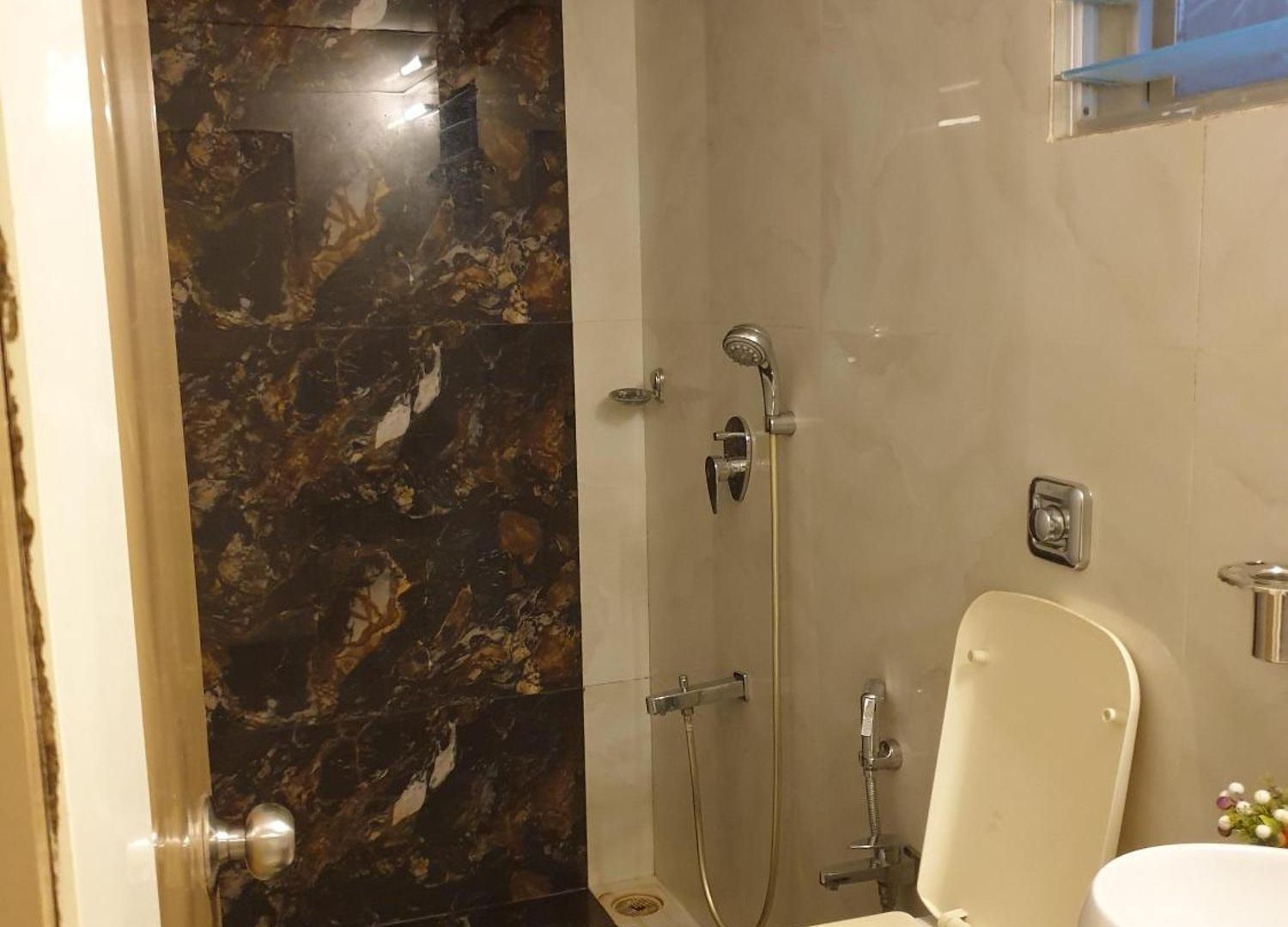 Gulf Hotel 2*