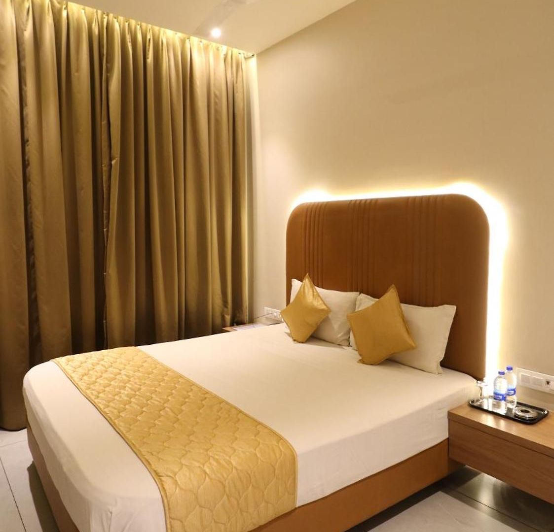 The Ube Residency Hotel Mumbai