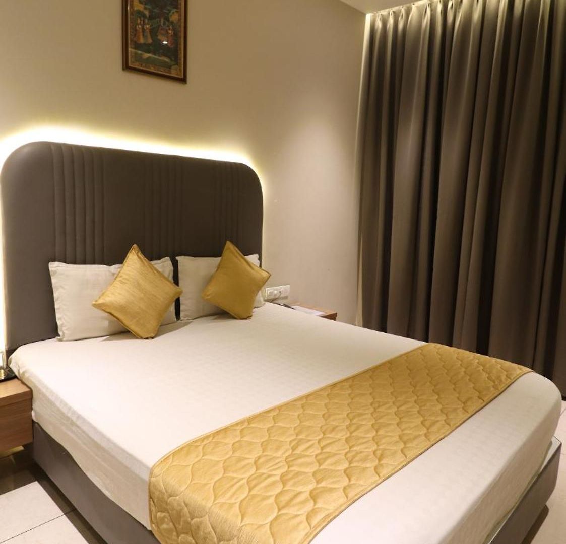The Ube Residency Hotel 3*