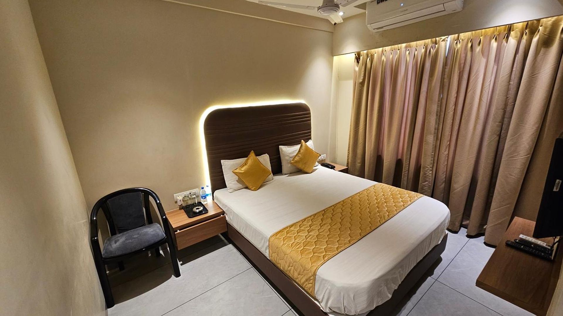 The Ube Residency Hotel 3*