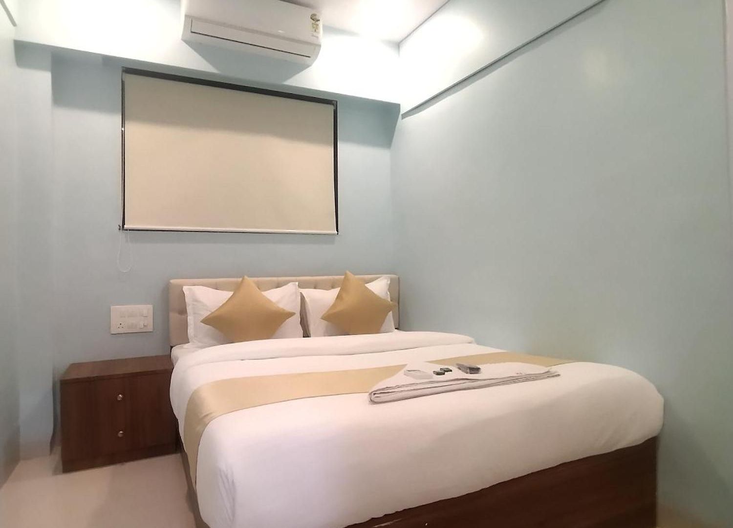 Hotel Everest And