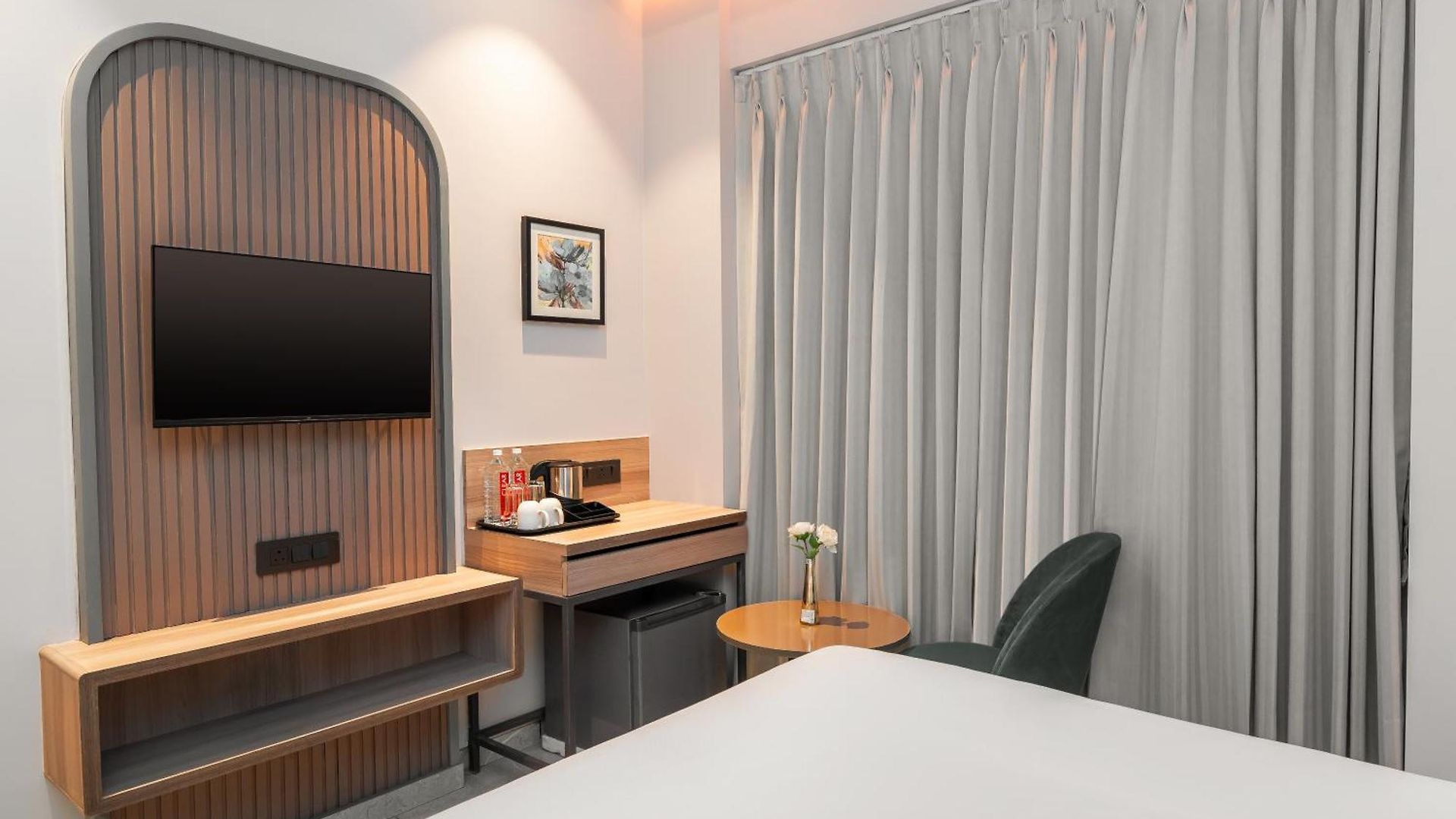 Ajanta Continental-mumbai Airport Hotel