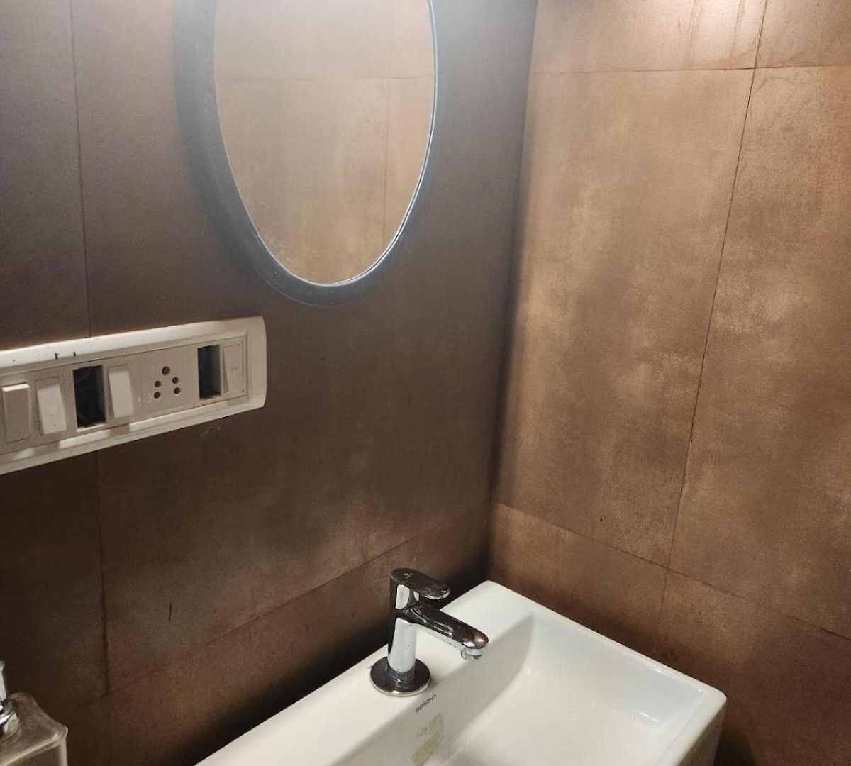 Hostel Sinhassan Juhu