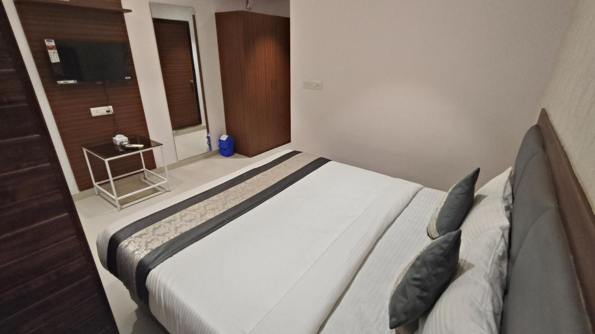 Morya Residency Parel