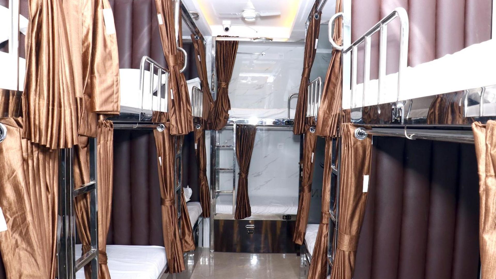Comfy Hostel Mumbai