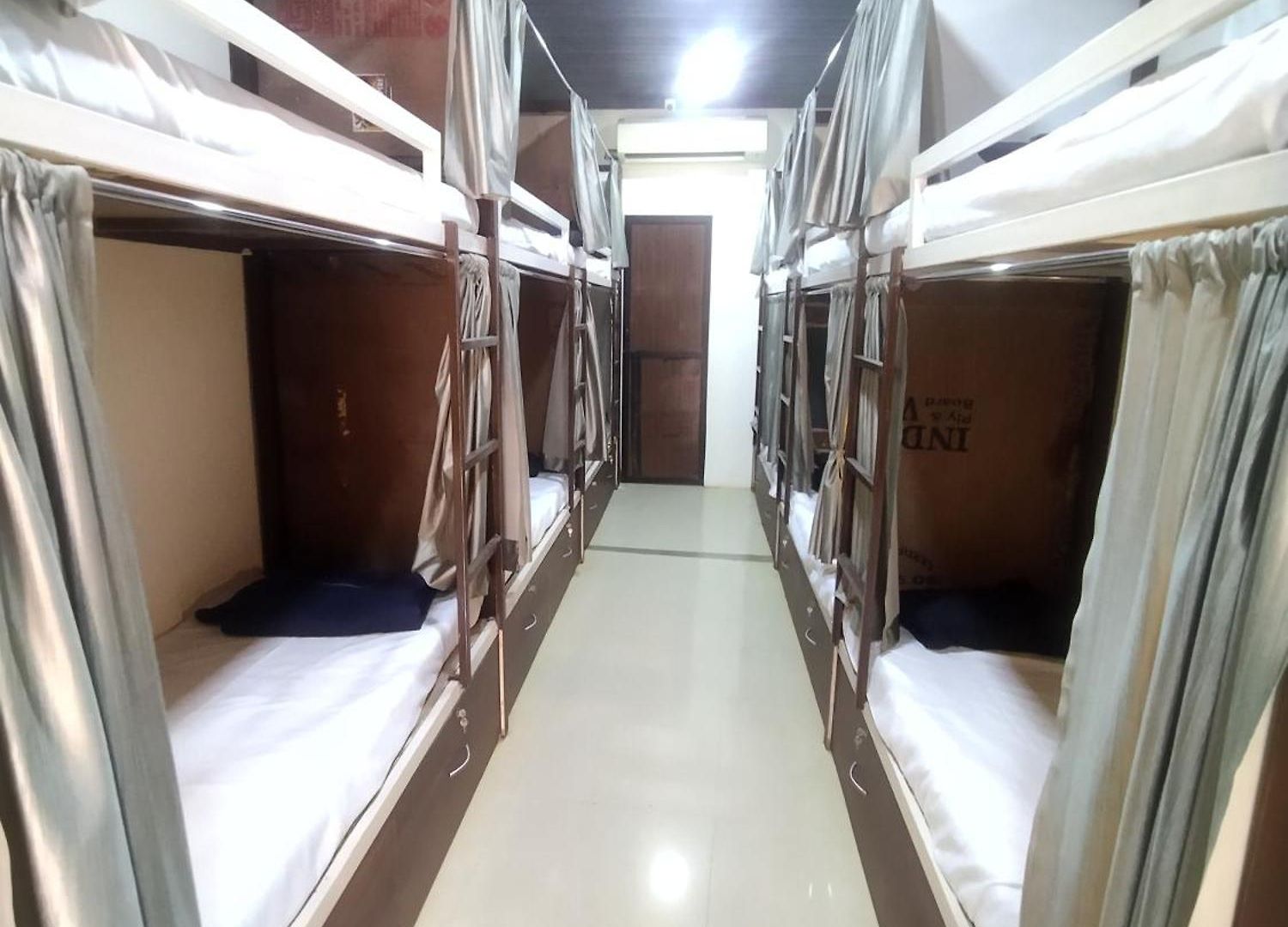 Afreen Ac Mumbai