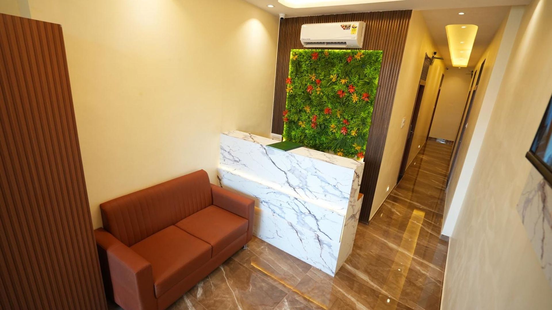 Boston Hotel Mumbai