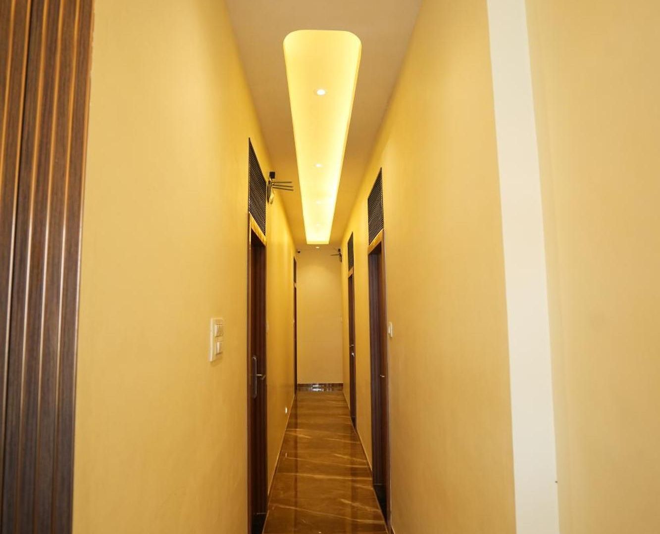 Hotel Boston Mumbai