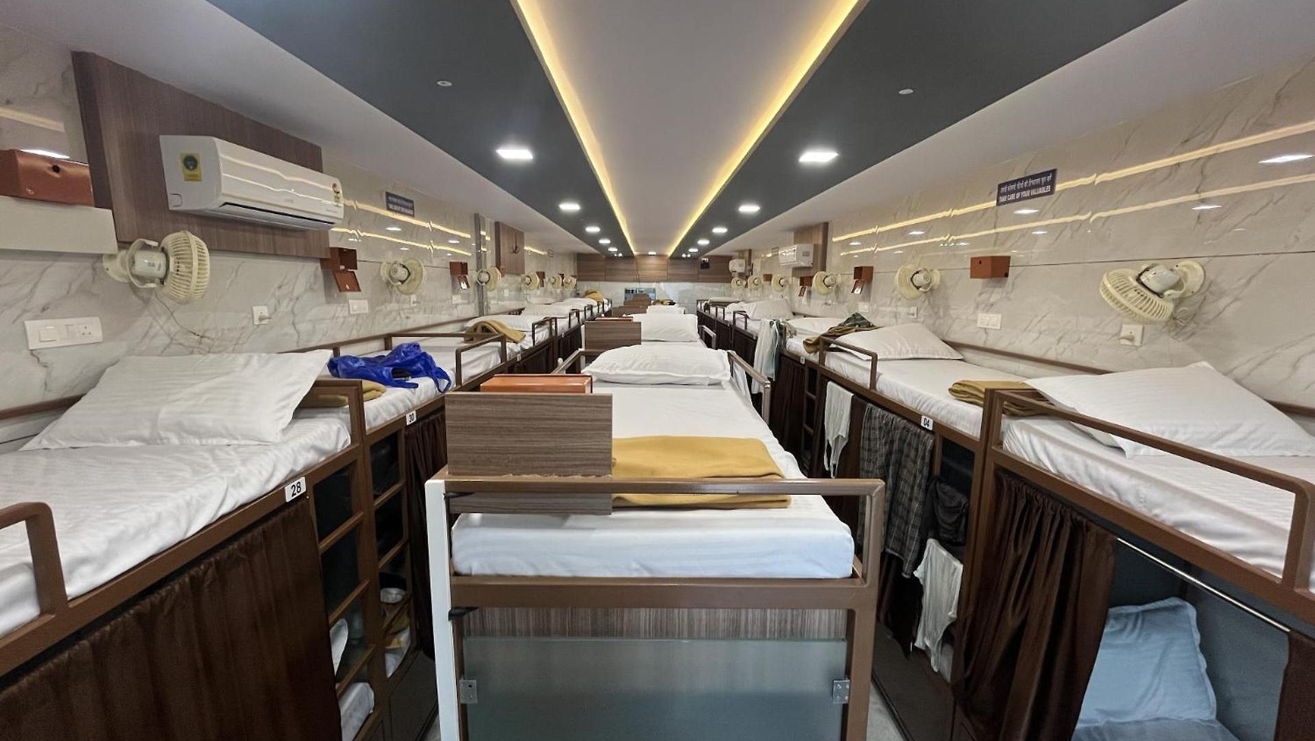Apex Andheri - Near Airport And Marol Metro Station