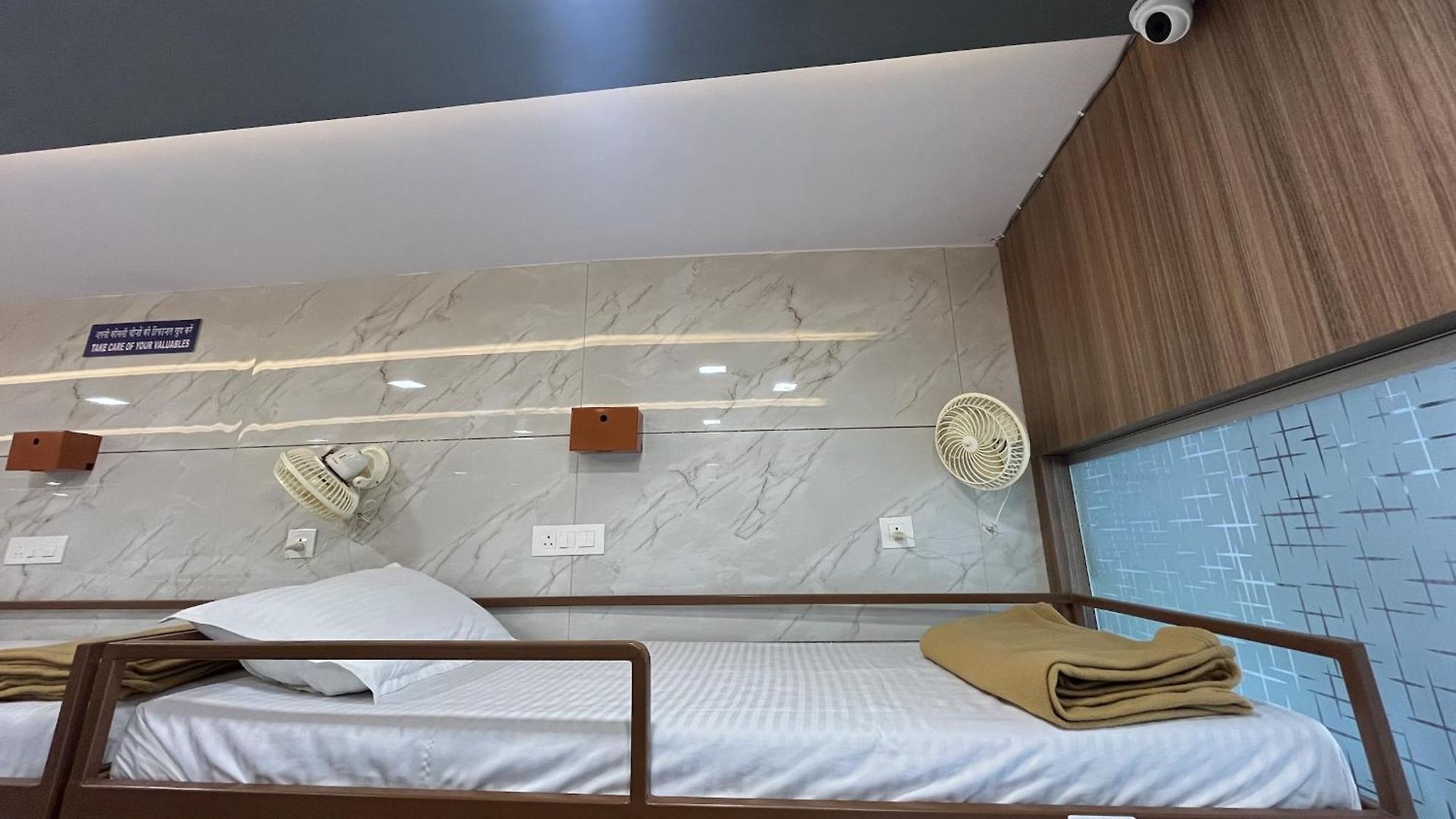 Apex Andheri - Near Airport And Marol Metro Station * Mumbai