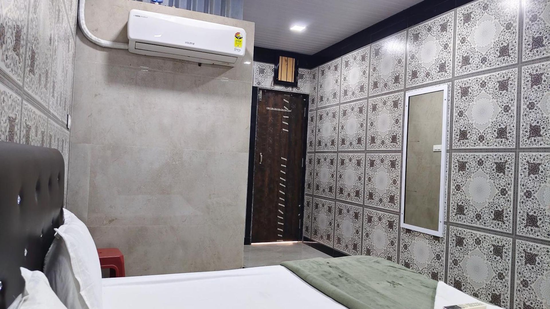 Casaba Nine 2* Mumbai