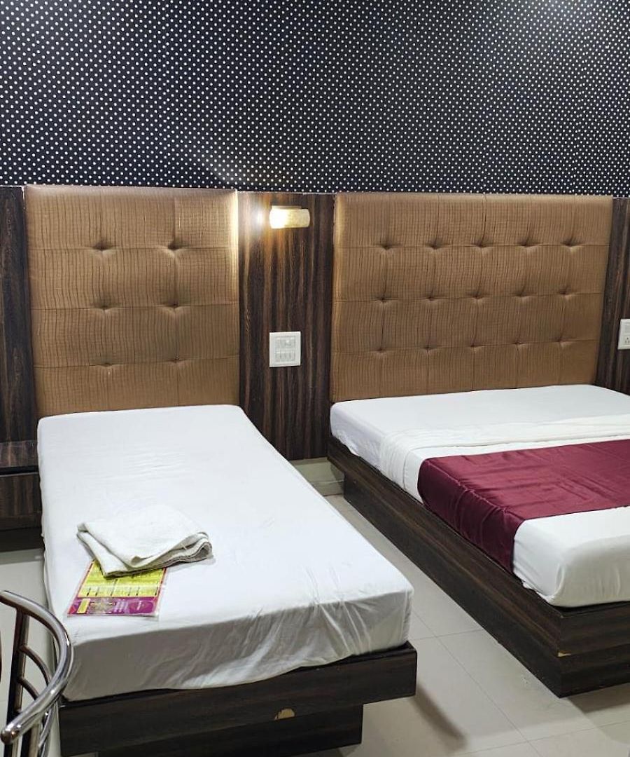 Bently International Hotel Mumbai
