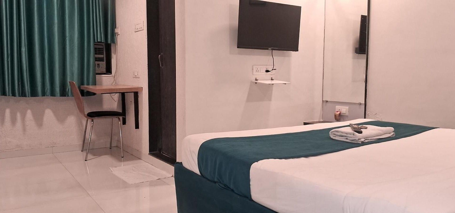 Shine Hospitality Group Hotel