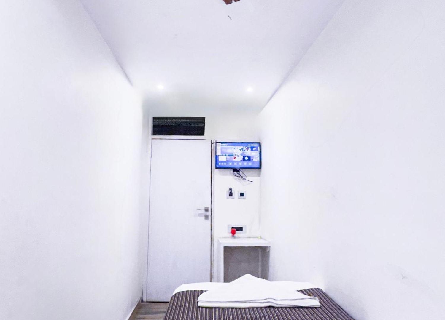 Winton Hotel *