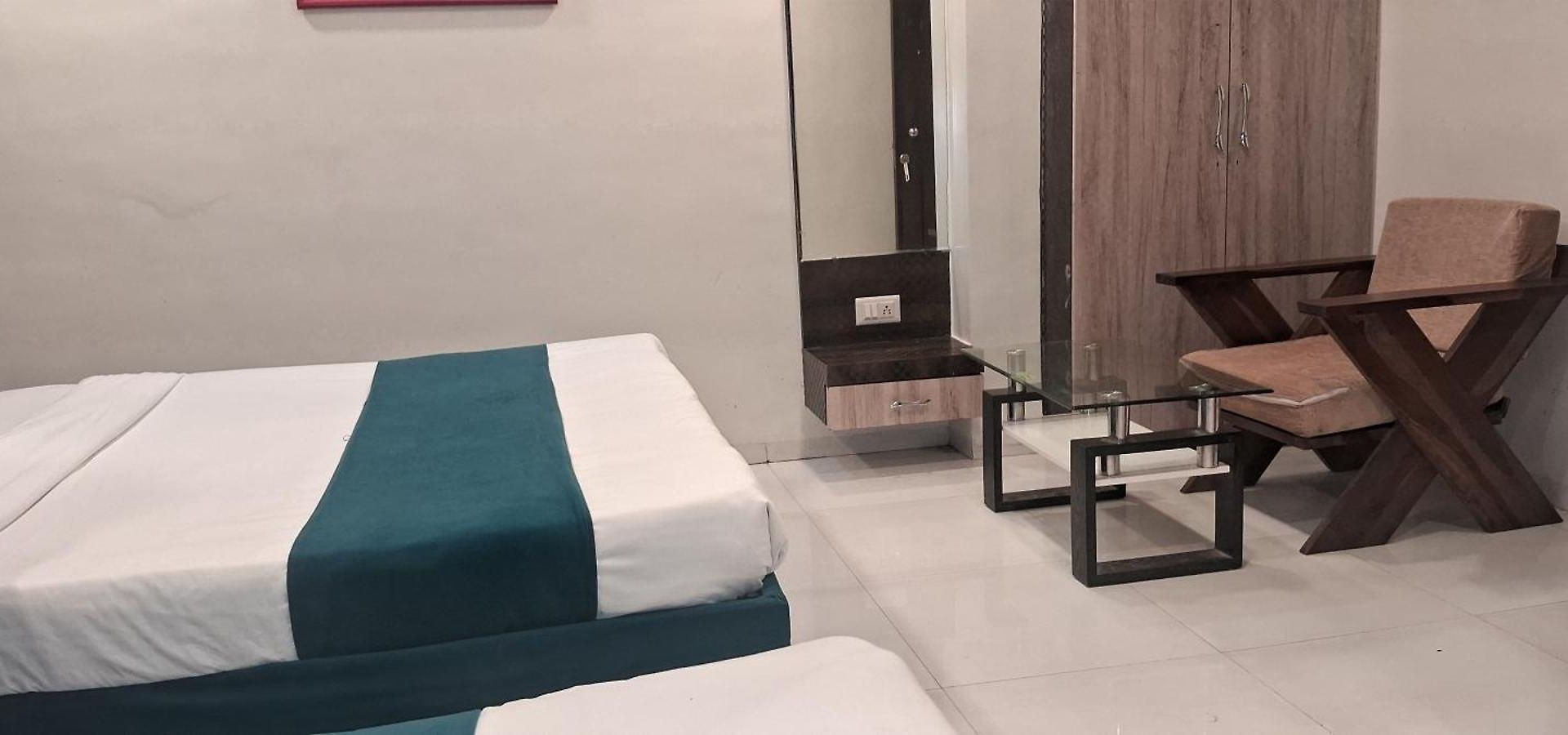 Hotel Shine Hospitality Group