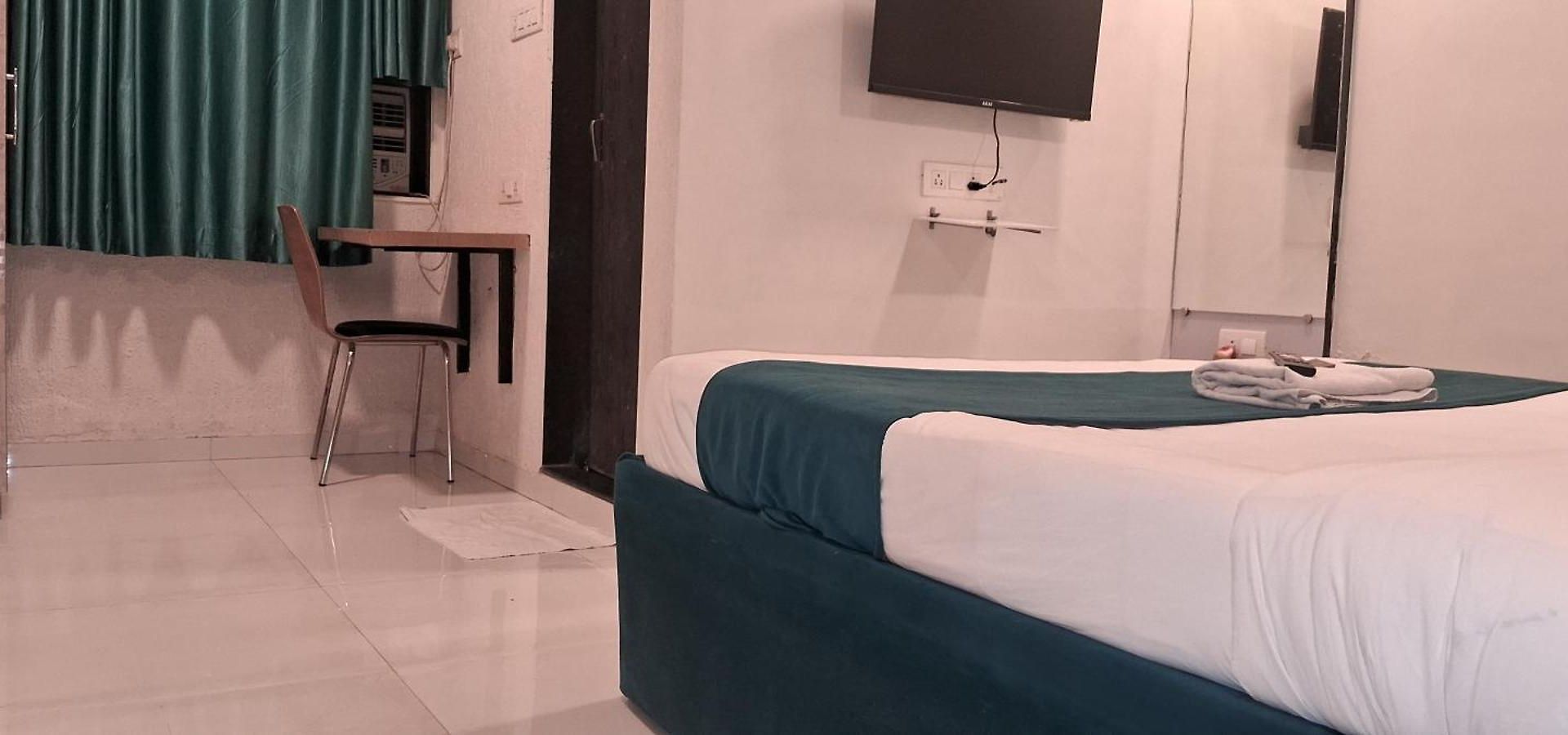 Hotel Shine Hospitality Group