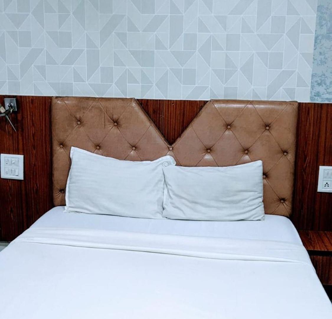 Bently Shelter Hotel Mumbai