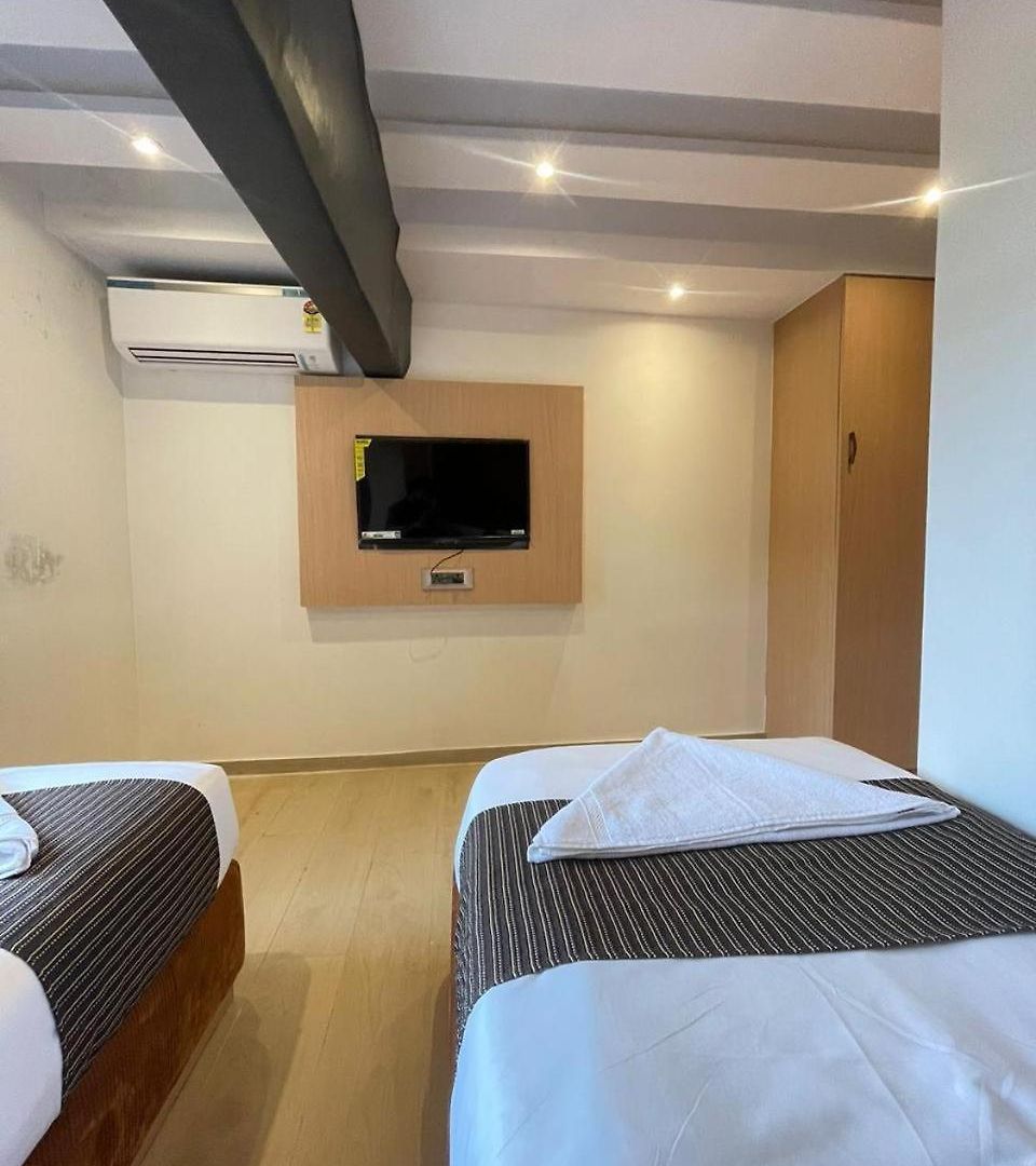 Hotel Winton Mumbai