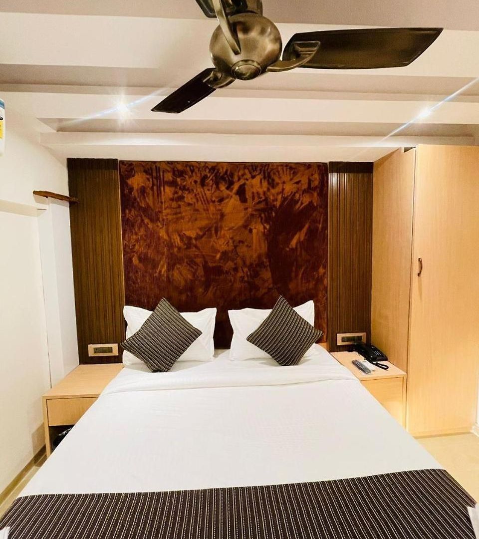 Winton Hotel *