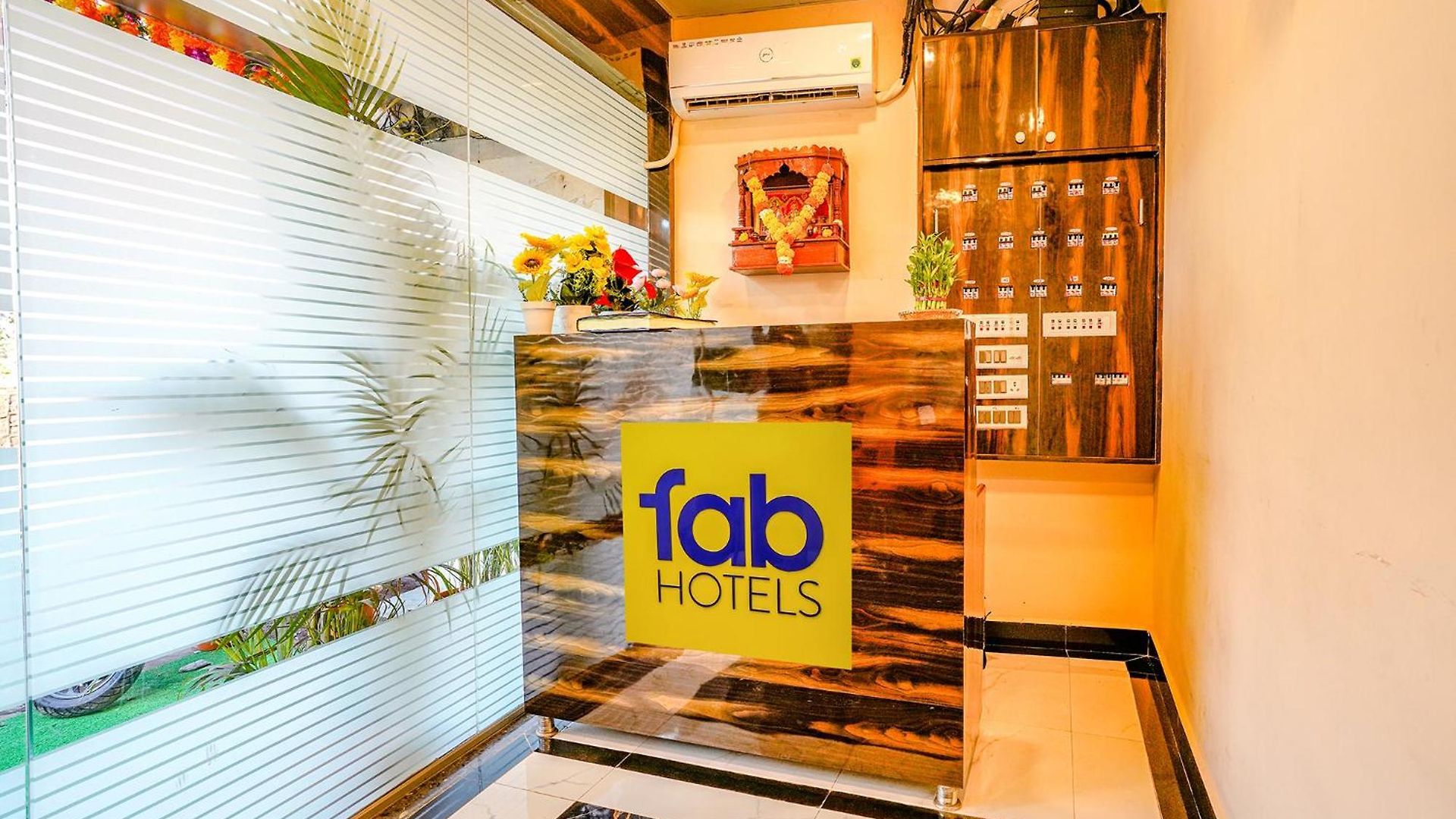 Hotel Fabexpress Kurla - Nr Bkc