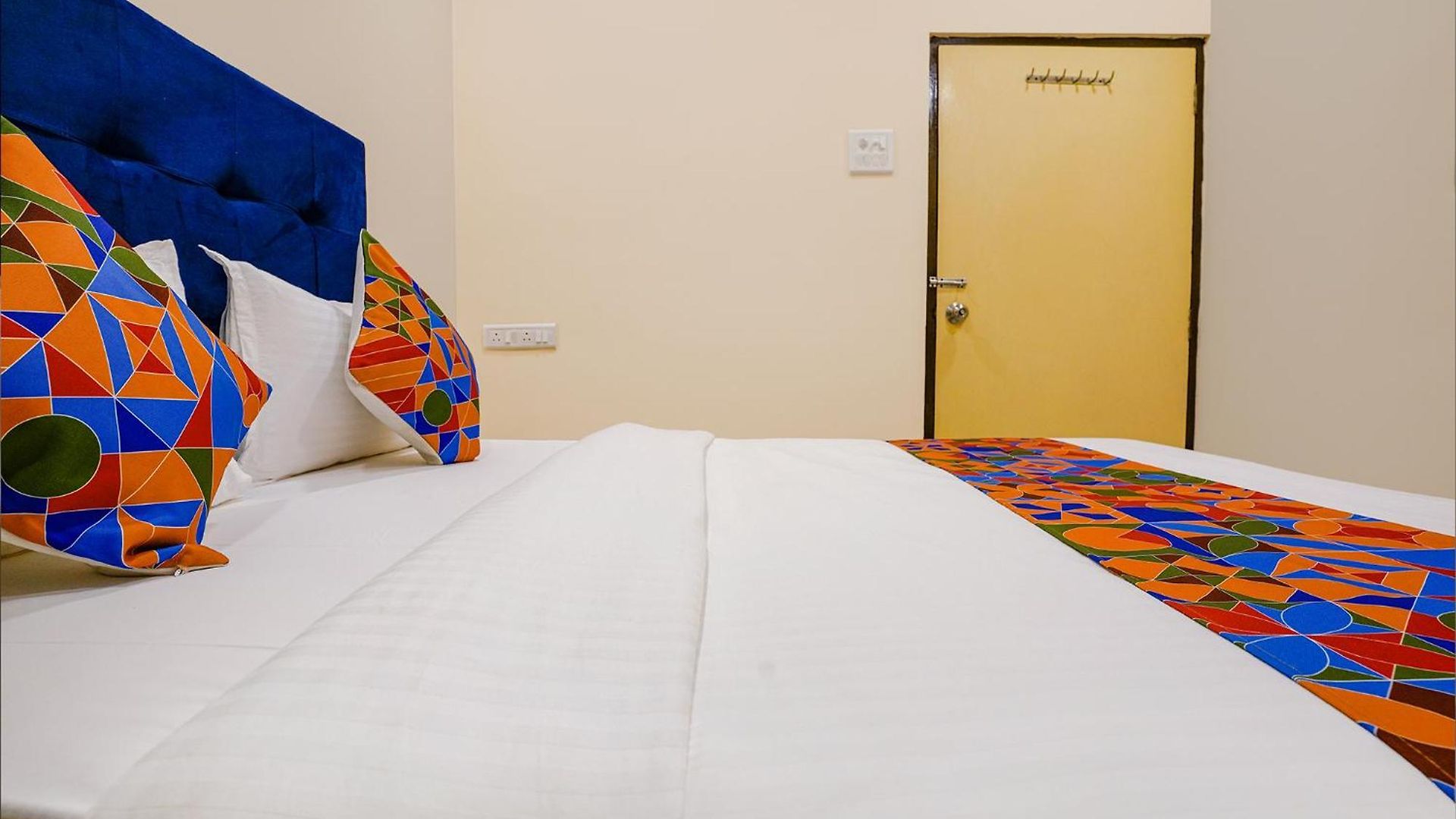 Fabexpress Kurla - Nr Bkc Hotel