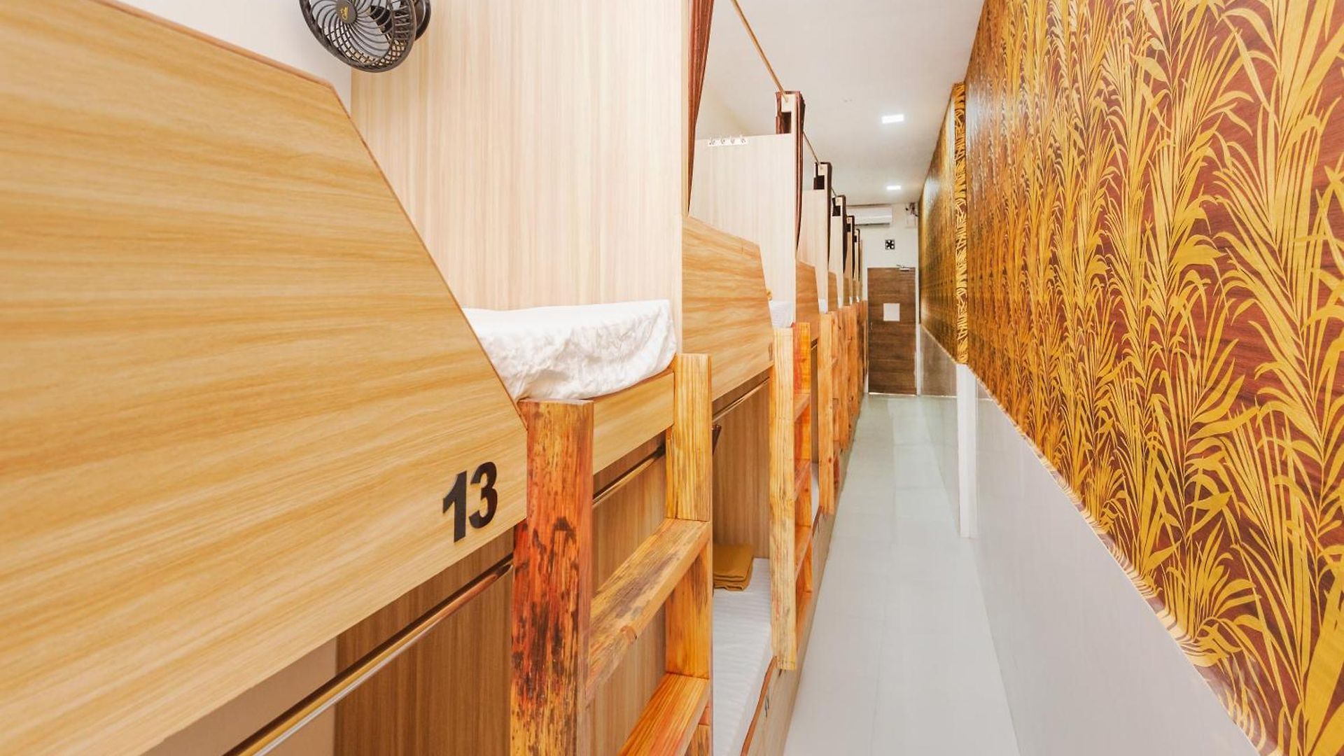Sahara Stay-near Nesco Exhibition Centre Capsule hotel Mumbai