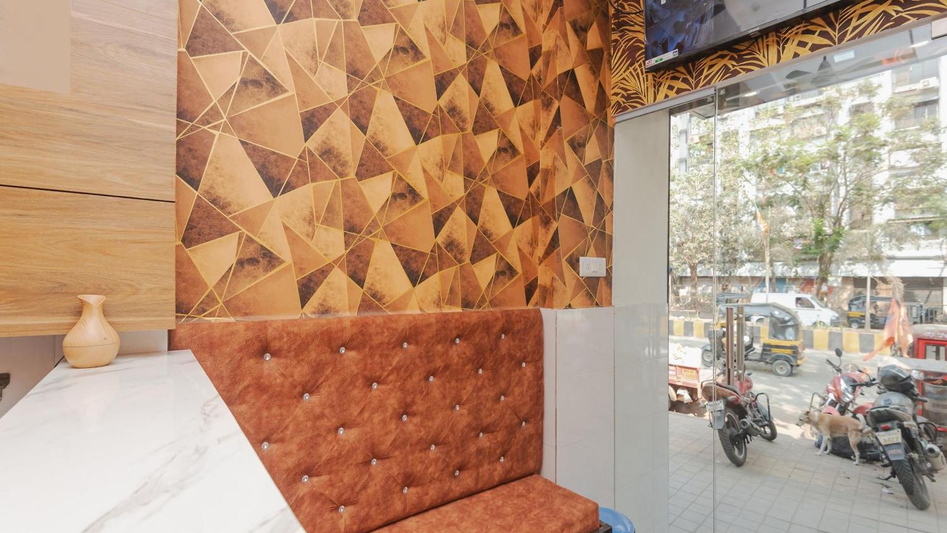 Sahara Stay-near Nesco Exhibition Centre *