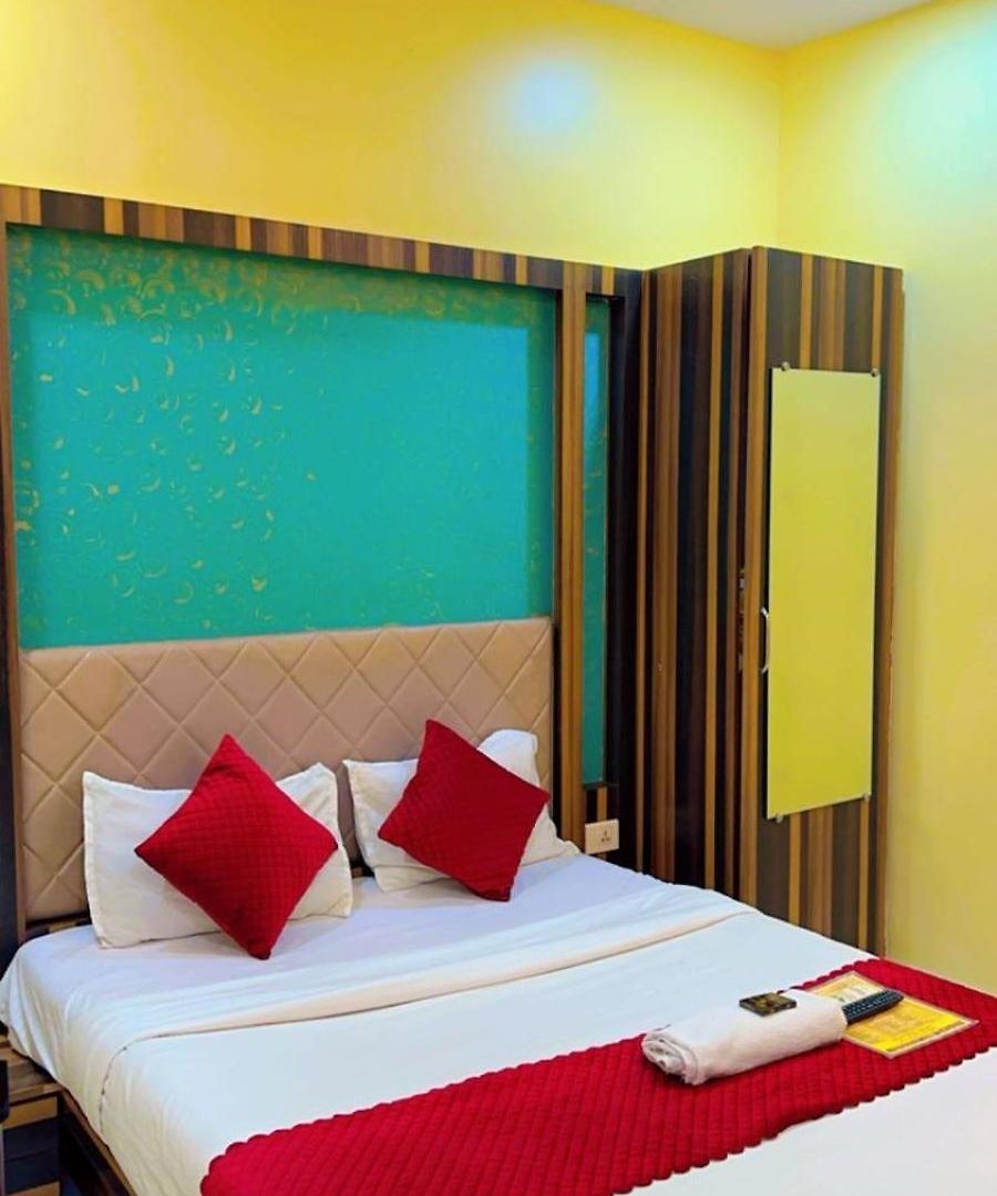Hotel Avenue Near T-2 International Airport 3*