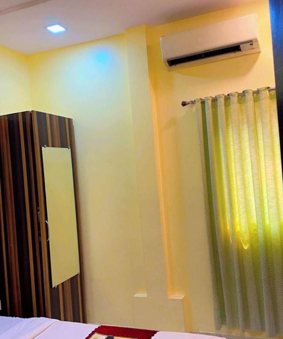 Hotel Avenue Near T-2 International Airport 3*