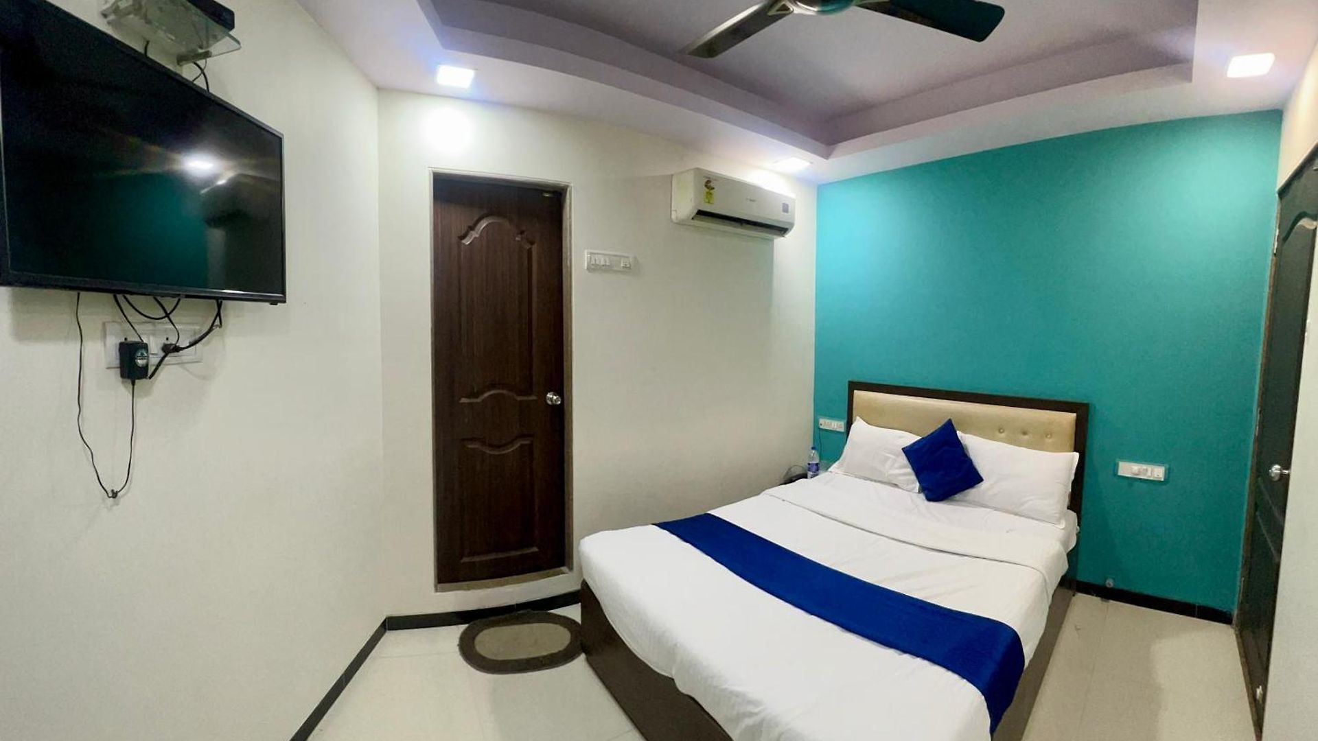 Hotel Zee Residency By San Hospitality
