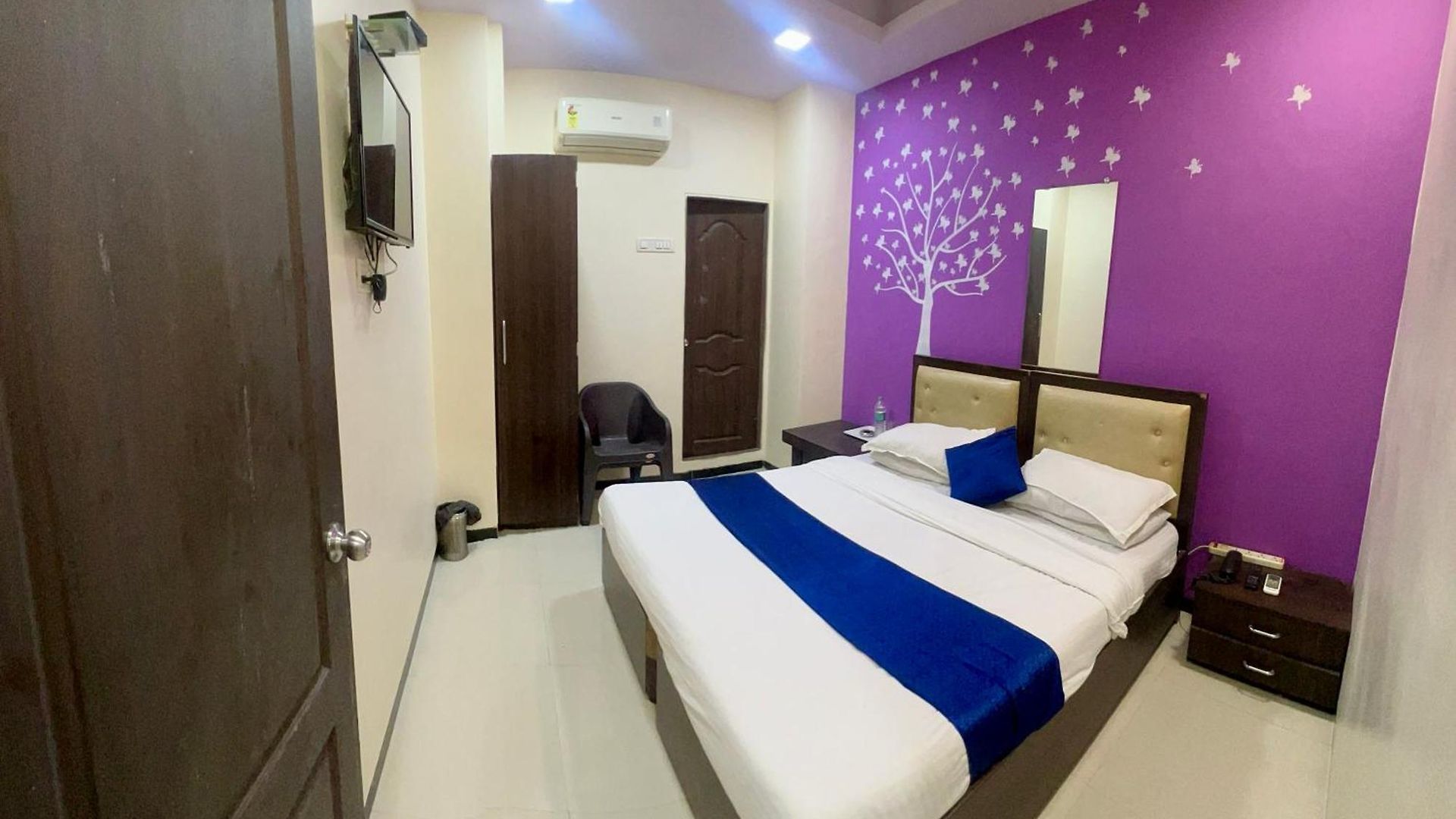 Zee Residency By San Hospitality *