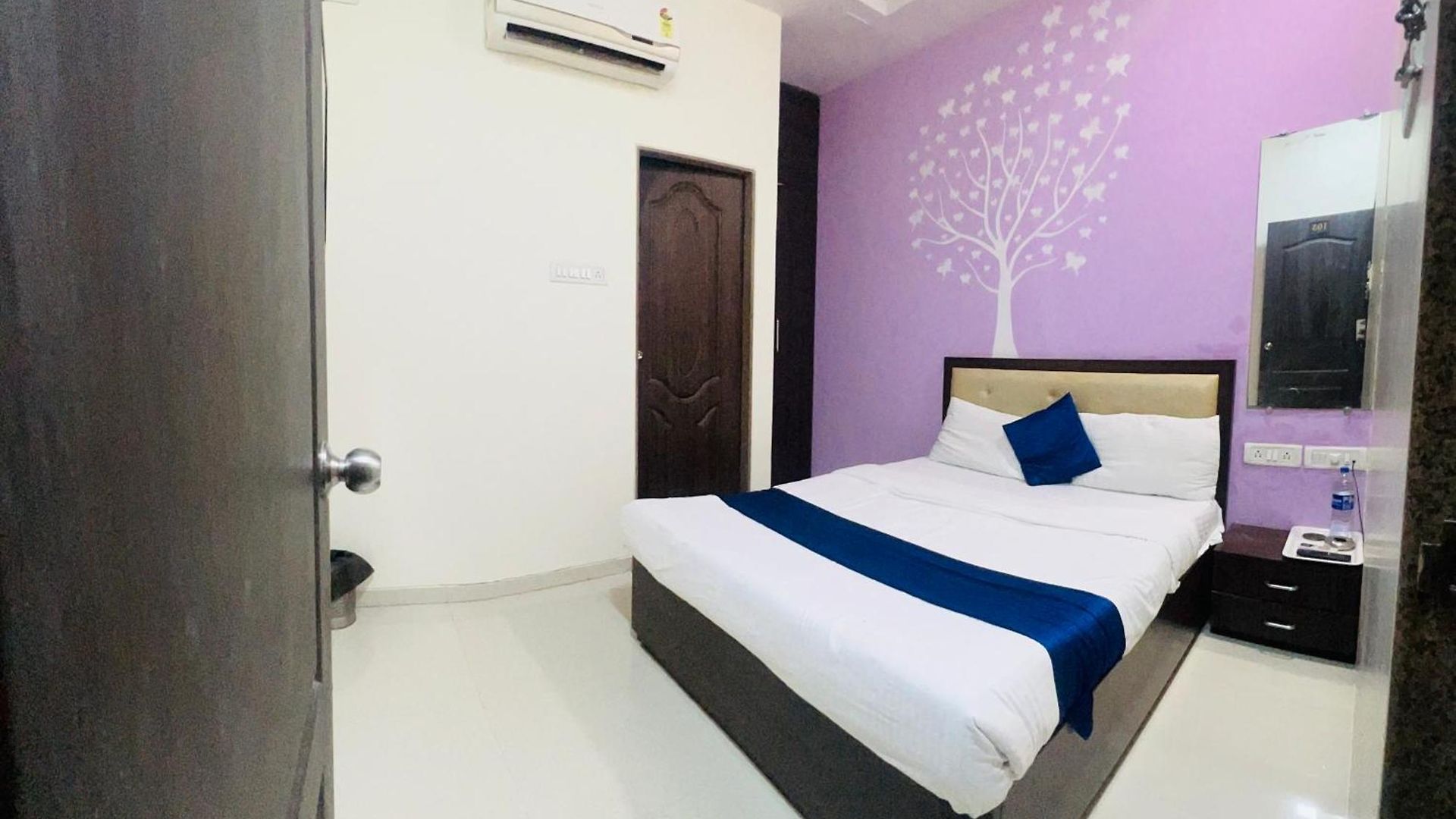 Zee Residency By San Hospitality Hotel