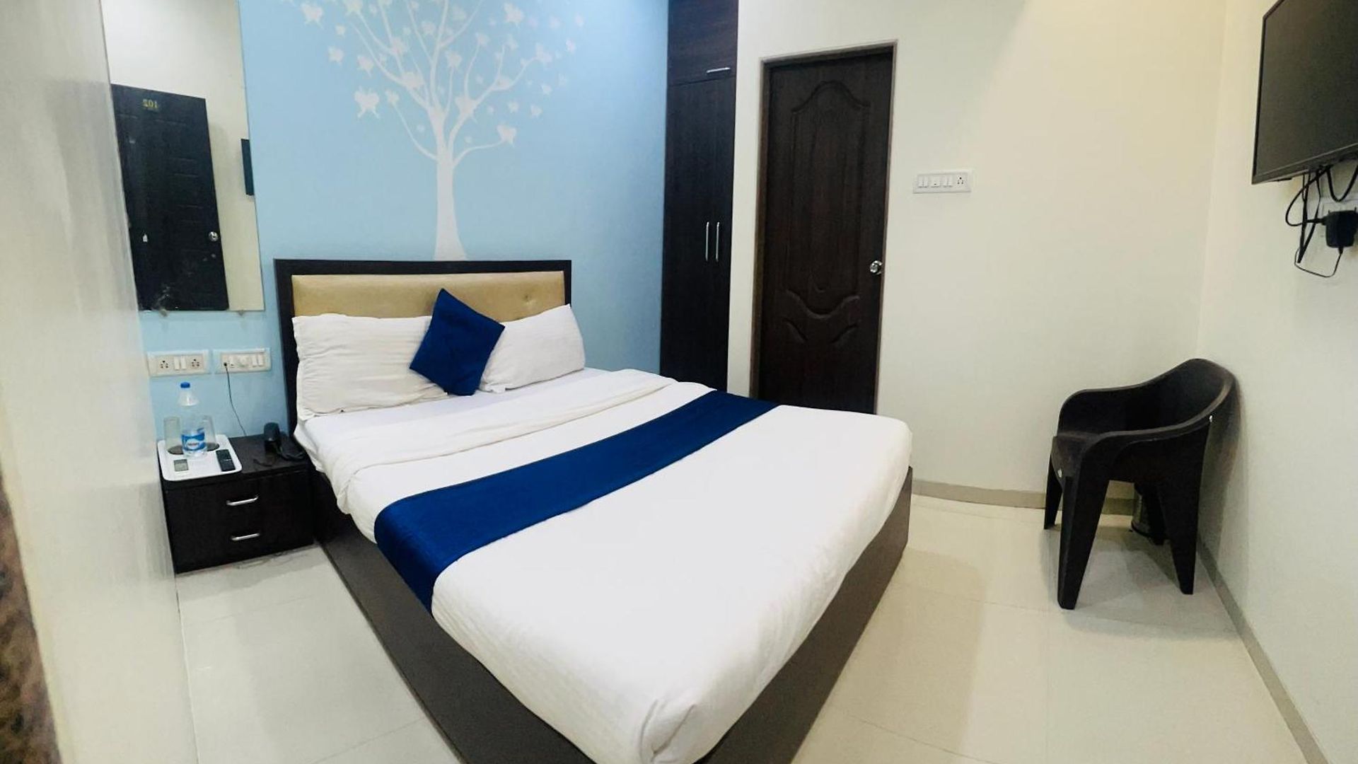 Zee Residency By San Hospitality *