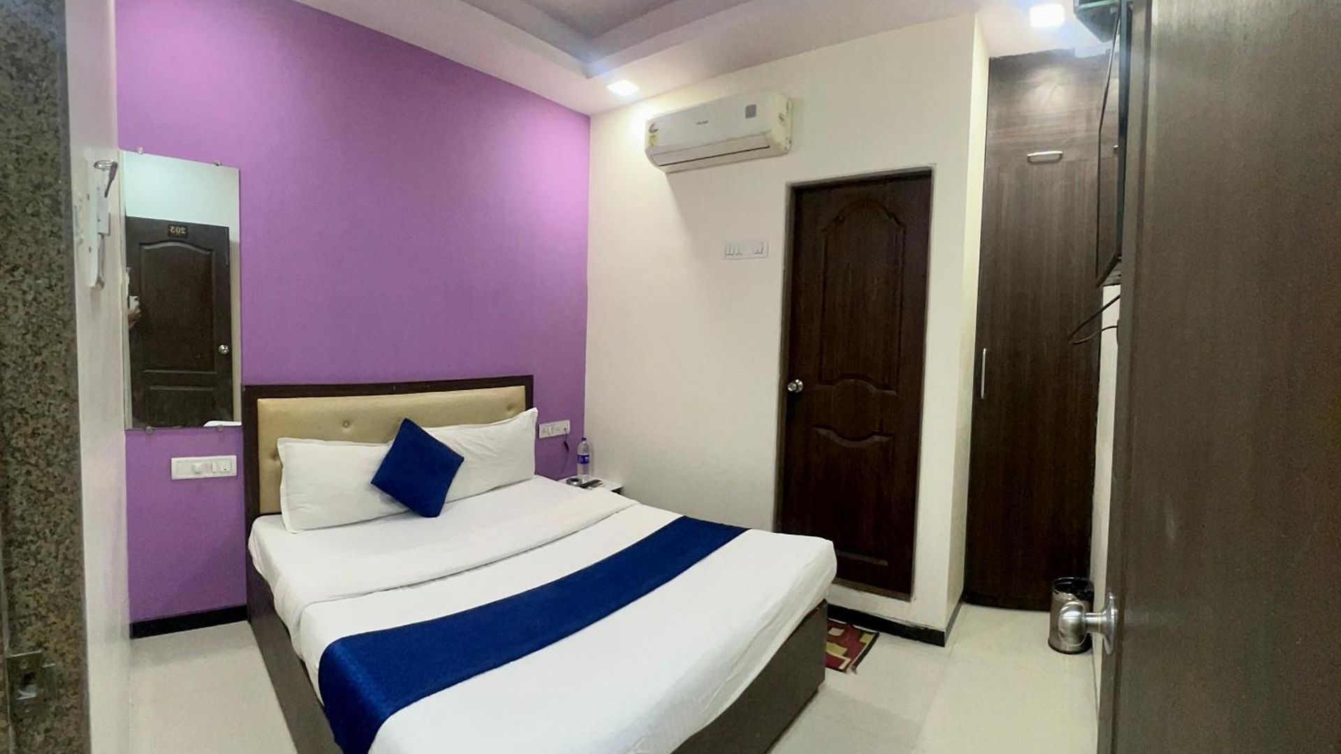 Zee Residency By San Hospitality Hotel *