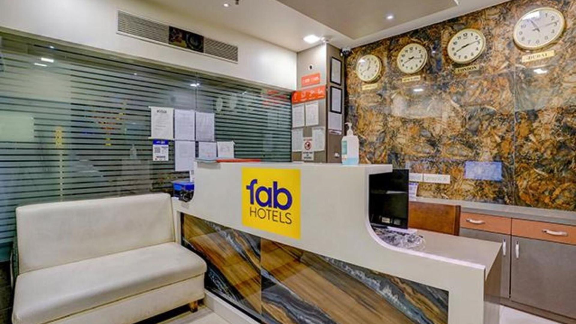Fabhotel Veera Residency - Nr Airport Hotel Mumbai